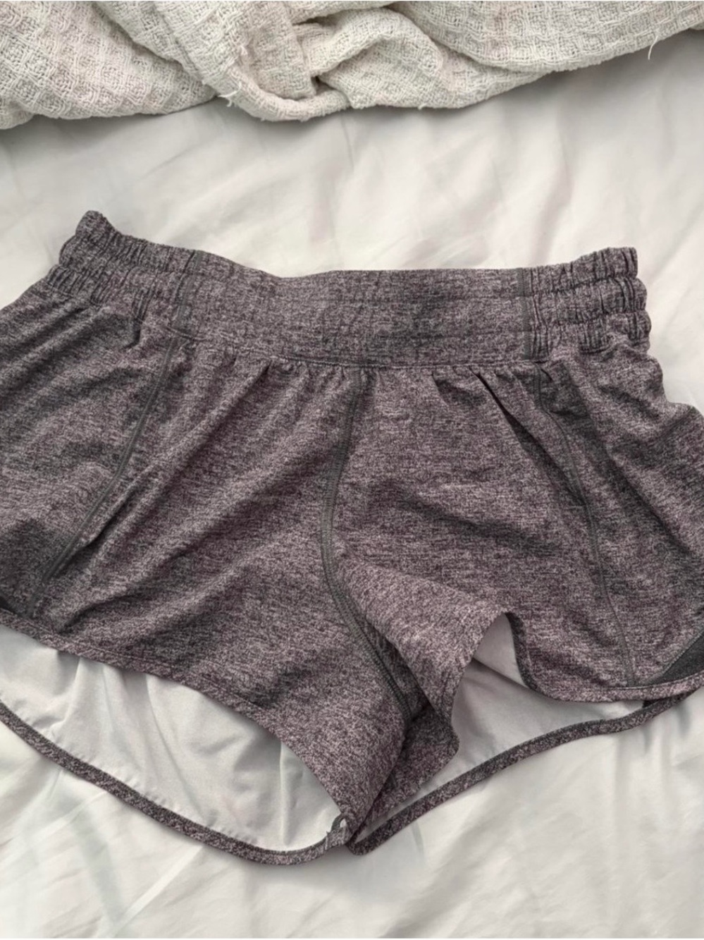 lululemon athletica grey shorts